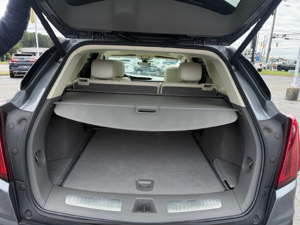 Used 2021 Cadillac XT5 Premium Luxury FWD image 17