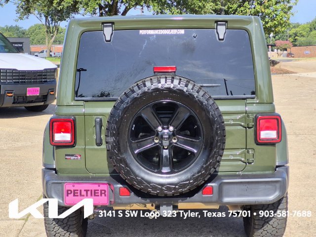 Used 2021 Jeep Wrangler Unlimited Sahara AWD/4WD image 5