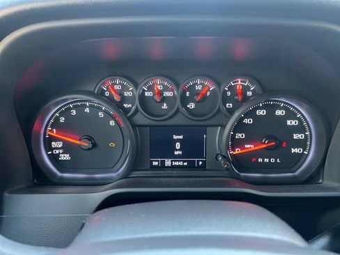 Used 2025 Chevrolet Silverado 1500 Custom Trail Boss AWD/4WD image 5