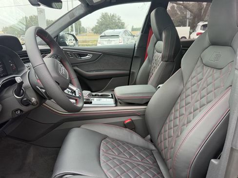 New 2026 Audi SQ8 Prestige image 13