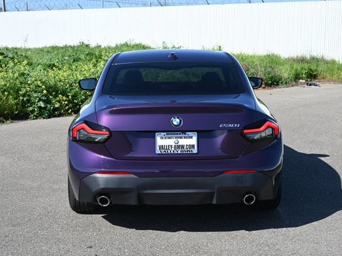 Certified 2023 BMW 230i Coupe w/ Premium Package image 4