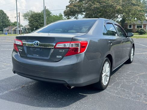 Used 2012 Toyota Camry XLE w/ Convenience Pkg FWD image 7