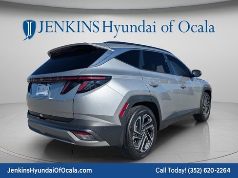 New 2026 Hyundai Tucson Limited FWD image 3