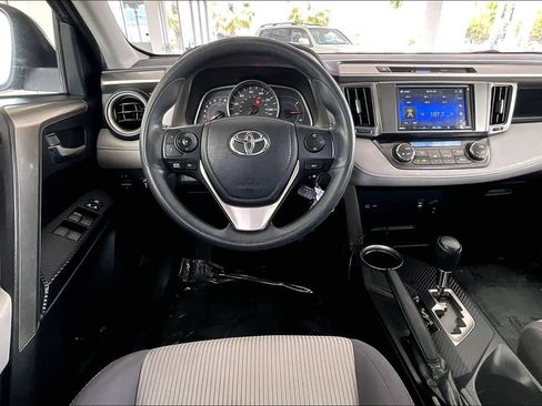 Used 2015 Toyota RAV4 XLE FWD image 8