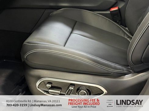 New 2025 Jeep Grand Cherokee Overland w/ Adv Protech Group III AWD/4WD image 22