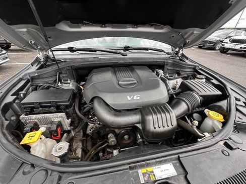 Used 2015 Jeep Grand Cherokee Altitude AWD/4WD image 17