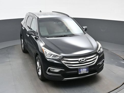 Used 2017 Hyundai Santa Fe Sport FWD image 30