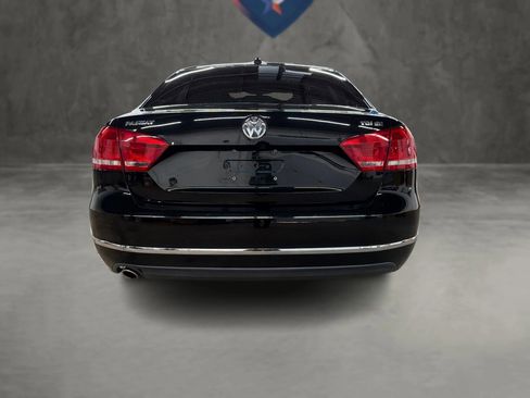 Used 2015 Volkswagen Passat TDI SE image 14