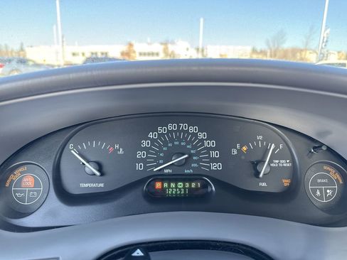 Used 2001 Buick Century Custom w/ Premium Pkg image 16