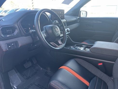 Certified 2026 Honda Passport TrailSport image 7