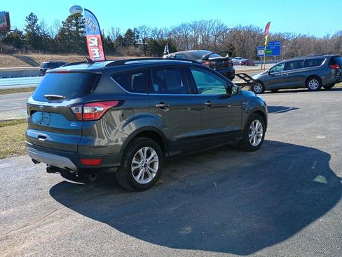 Used 2018 Ford Escape SEL image 5