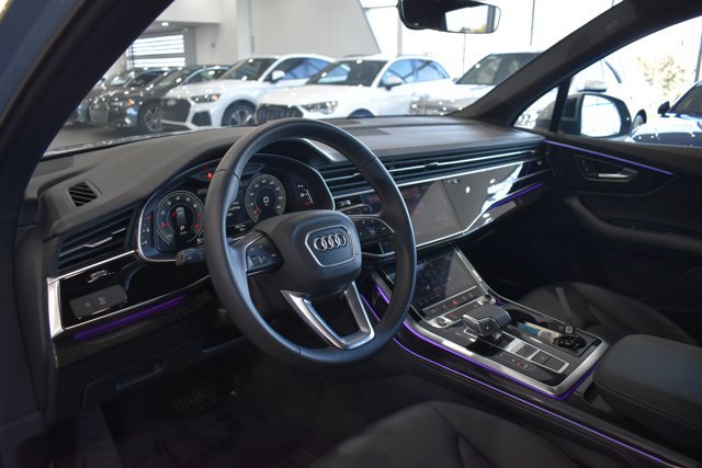 Used 2026 Audi Q7 2.0T Premium Plus w/ Premium Plus Package AWD/4WD image 12