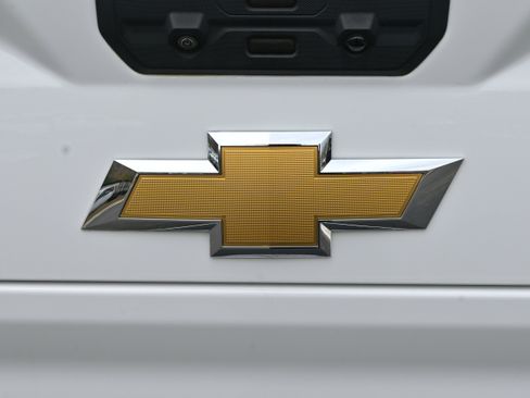 Used 2023 Chevrolet Silverado 2500 High Country w/ Z71 Off-Road Package image 40