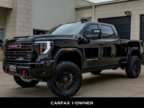Used 2025 GMC Sierra 2500 AT4X AWD/4WD image 5