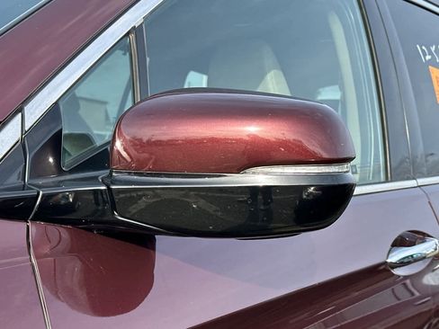 Used 2016 Honda Pilot Touring image 21