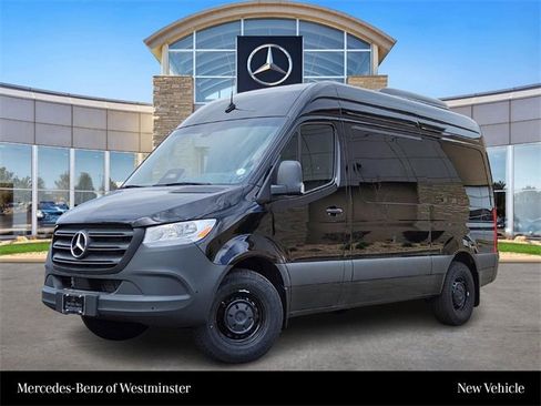 New 2025 Mercedes-Benz Sprinter 2500 image 1