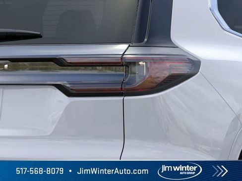 New 2026 GMC Acadia Denali w/ Super Cruise Package image 11