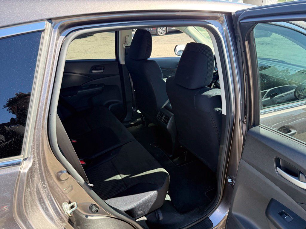 Used 2016 Honda CR-V SE image 6