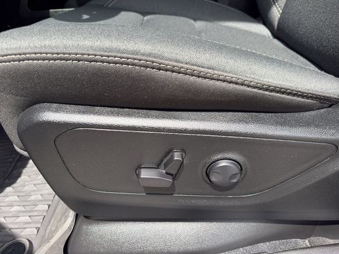 Used 2025 RAM 1500 Big Horn AWD/4WD image 15