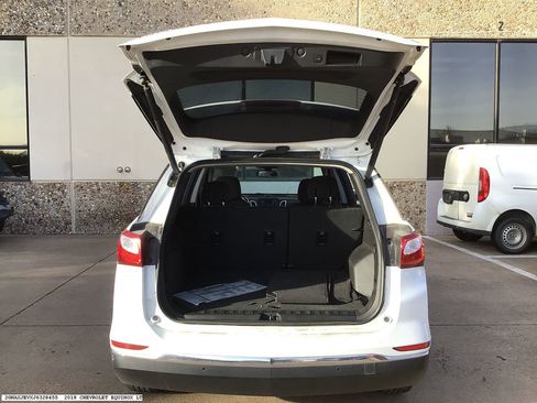 Used 2018 Chevrolet Equinox LT image 14