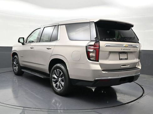 Used 2022 Chevrolet Tahoe LT w/ Luxury Package RWD image 3