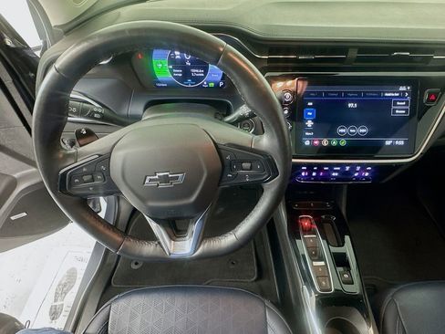 Used 2023 Chevrolet Bolt EUV Premier w/ Sun & Sound Package image 11