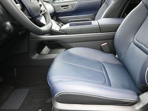 New 2026 INFINITI QX80 4WD w/ Sport Exterior Package image 13