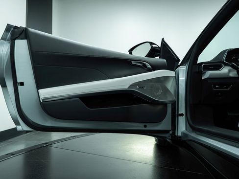 New 2026 Lotus Emira SE image 16