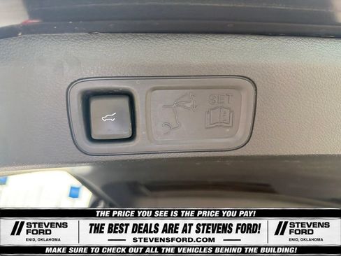 Used 2023 Ford Expedition Max XLT RWD image 43