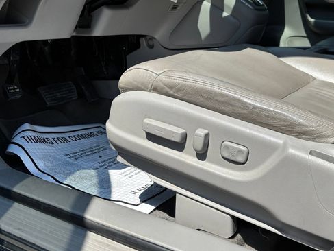 Used 2012 Honda CR-V EX-L image 12