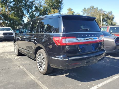 Used 2019 Lincoln Navigator Reserve image 4