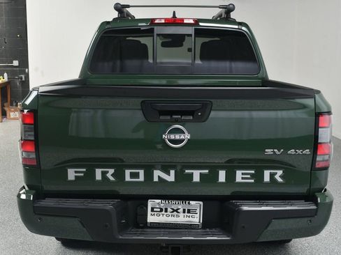 Used 2022 Nissan Frontier SV w/ SV Premium Package AWD/4WD image 15