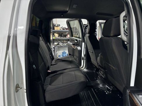 Used 2023 GMC Sierra 2500 SLE w/ SLE Convenience Package image 9