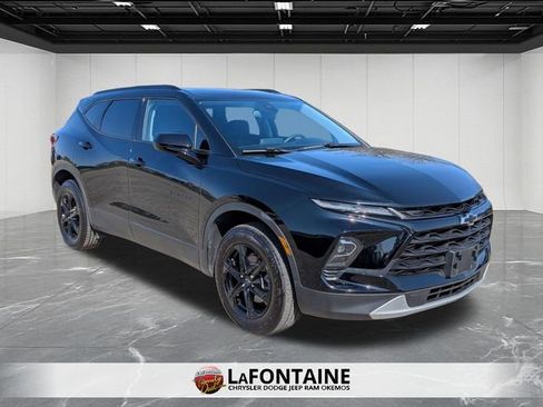 Used 2023 Chevrolet Blazer LT w/ Midnight/Sport Edition image 7