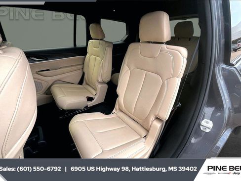 Used 2025 Jeep Grand Cherokee L Limited w/ Trailer Tow Package image 19