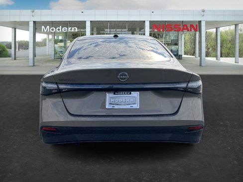 New 2026 Nissan Sentra SV image 4