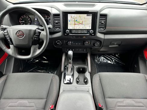 Used 2024 Nissan Frontier PRO-4X w/ Pro Convenience Package AWD/4WD image 3