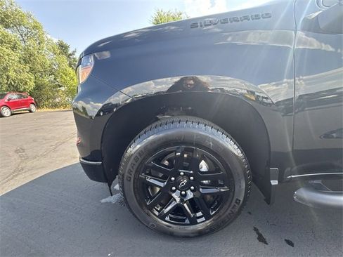 Certified 2024 Chevrolet Silverado 1500 Custom w/ Rally Edition image 32