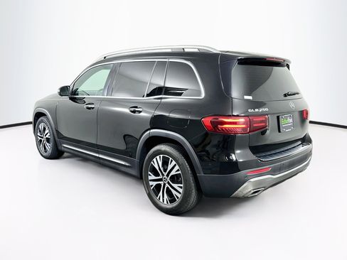 Used 2024 Mercedes-Benz GLB 250 w/ Exclusive Package image 5