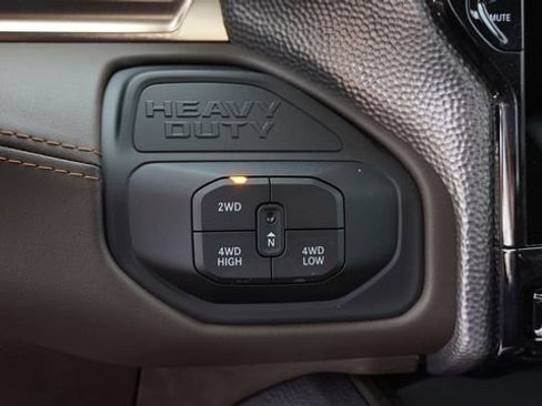 New 2026 RAM 2500 Limited AWD/4WD image 25