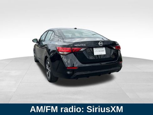 Used 2021 Nissan Sentra SV image 3