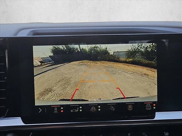 Certified 2025 Chevrolet Silverado 1500 LTZ AWD/4WD image 14