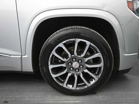 Used 2020 GMC Acadia Denali w/ LPO, Adventure Package AWD/4WD image 10