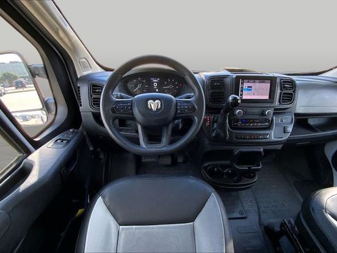 Used 2025 RAM ProMaster 2500 w/ Convenience Group FWD image 6