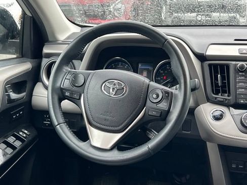 Used 2016 Toyota RAV4 Limited image 14