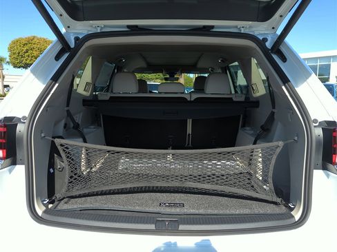 New 2026 Volkswagen Atlas SEL Premium R-Line image 19