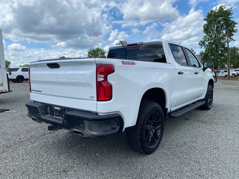 Used 2022 Chevrolet Silverado 1500 LT Trail Boss w/ LT Trail Boss Premium Package AWD/4WD image 3