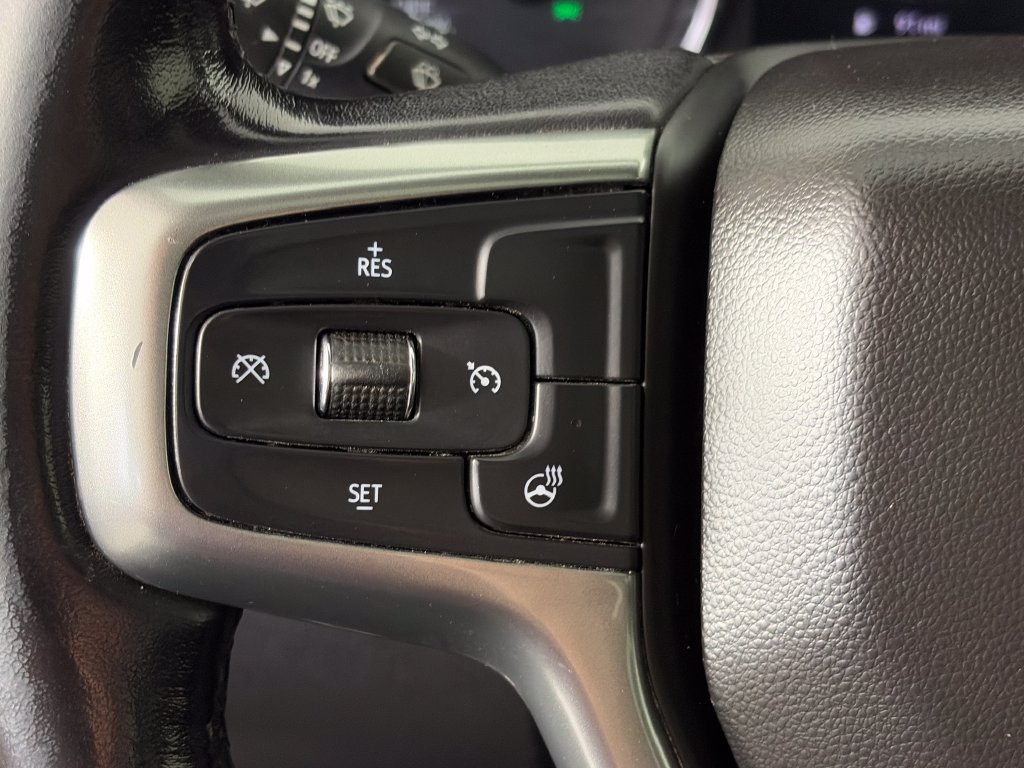 Used 2021 Chevrolet Silverado 1500 LTZ AWD/4WD image 17