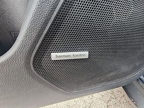 Used 2019 Subaru Outback 2.5i Limited w/ Protection Package #1 image 23