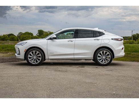 New 2025 Buick Envista Avenir image 43